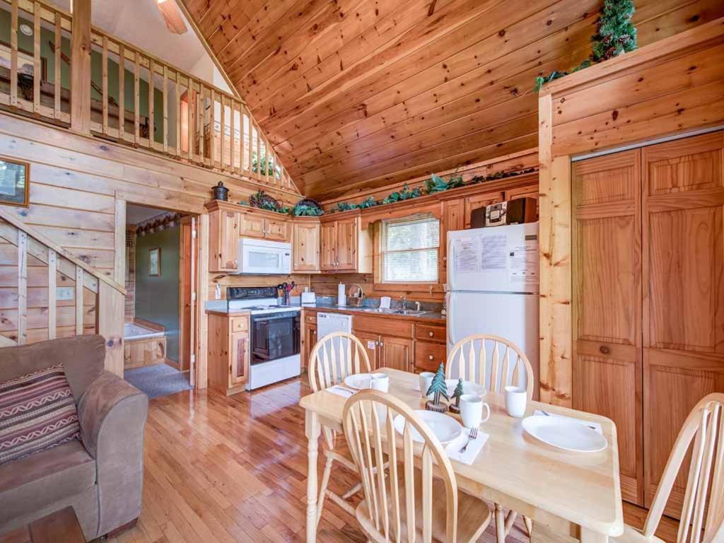 Cubs Cove Villa Gatlinburg Eksteriør billede